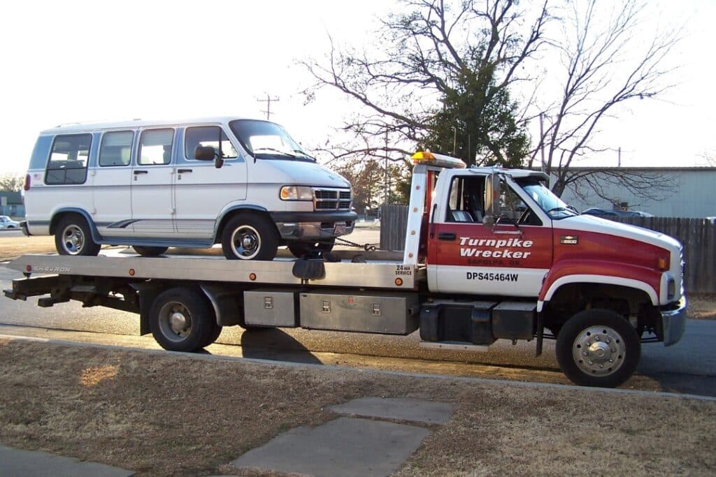 Jacksonville, FL - Tow Wrecker Bailment ($2,500) Bond - A turnpike wrecker vehicle parking.