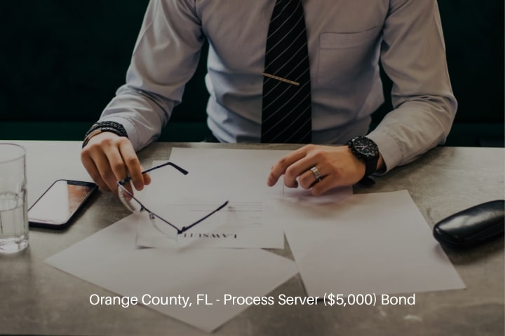 Orange County, FL - Process Server ($5,000) Bond - A man reading the lawsuit.