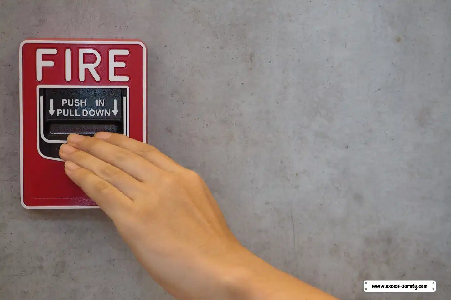 For safety, there should be red-colored emergency fire alarm, alert, or bell warning devices in the building.