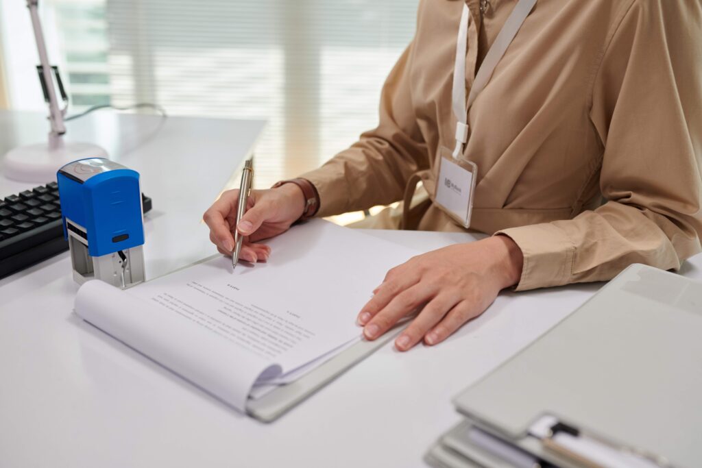 bank-manager-approving-loan-2024-02-15-15-40-18-utc_11zon