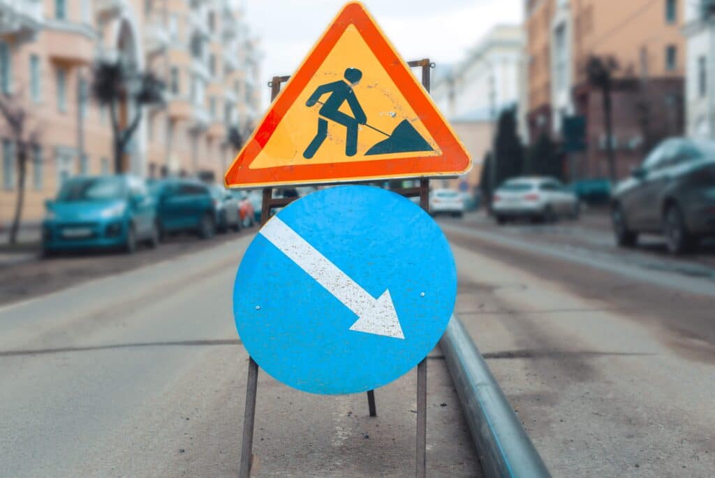 road-signs-warning-about-repair-work-and-detour-o-2023-11-27-05-33-00-utc_11zon