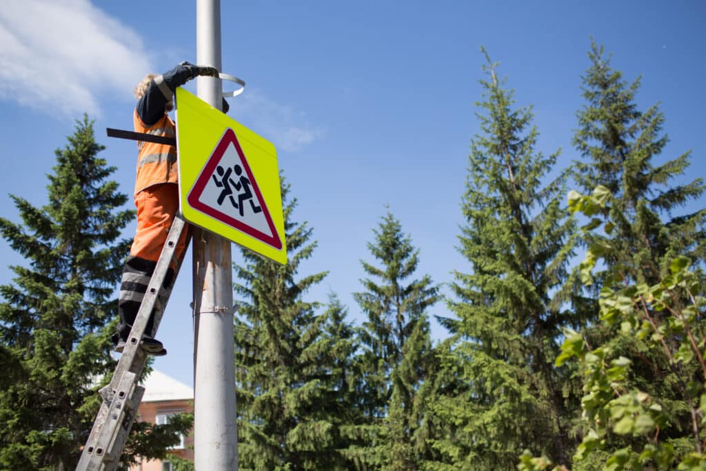 Houston, TX-Sign Removal ($25,000) Bond