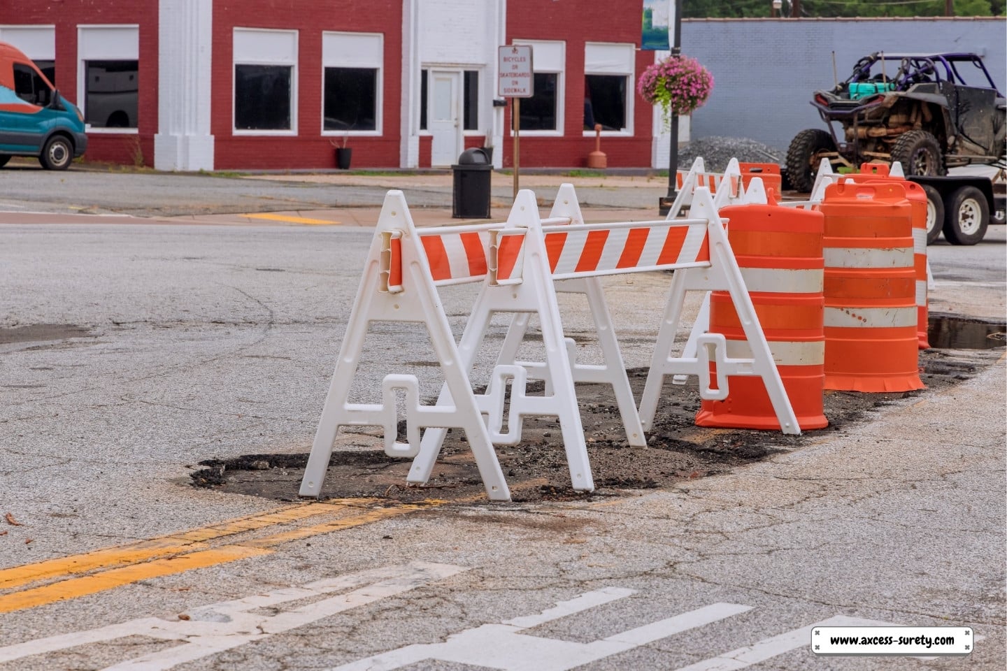 Carriageways are used to repair asphalt damaged by large potholes, avoiding the repair site.