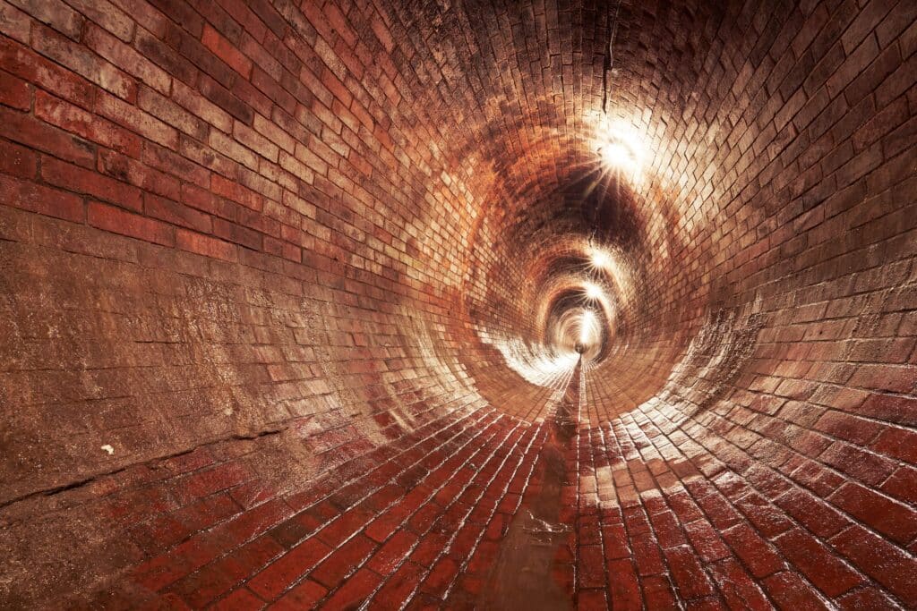 old-sewage-treatment-plant-2023-11-27-05-29-33-utc_11zon