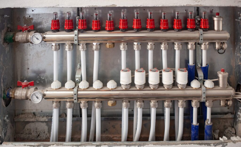 radiant-floor-heating-installation-heating-system-2023-11-27-05-19-53-utc_11zon